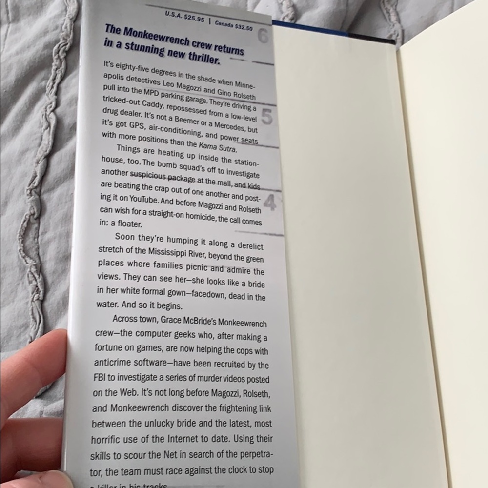 P.J. Tracy A Monkee Wrench Hardback novel - Picture 2 of 4